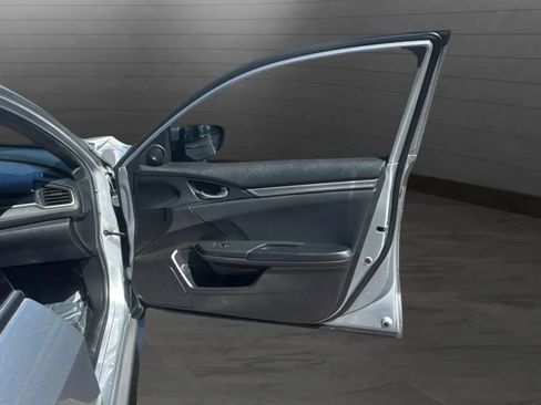 Used 2020 Honda Civic Sport image 39