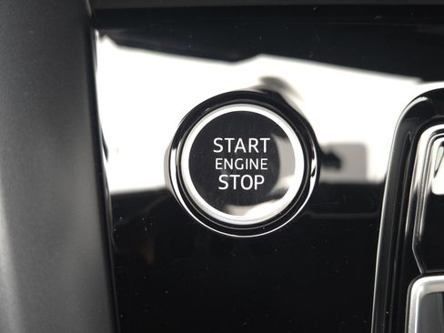 Used 2025 Audi A3 2.0T Premium w/ Convenience Package image 24