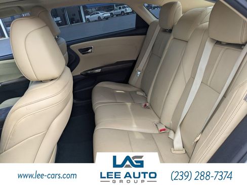 Used 2014 Toyota Avalon Limited FWD image 10