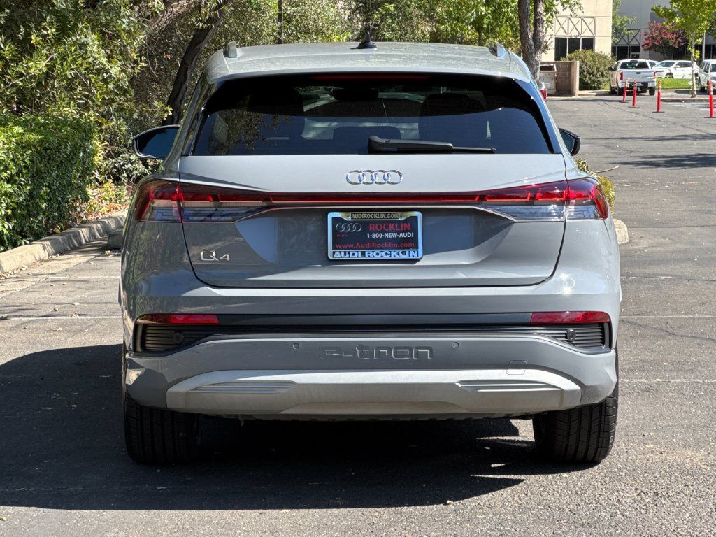 Used 2023 Audi Q4 e-tron Premium Plus w/ Premium Plus RWD image 6