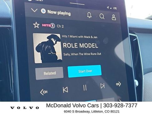 New 2026 Volvo XC60 B5 Core w/ Climate Package AWD/4WD image 25