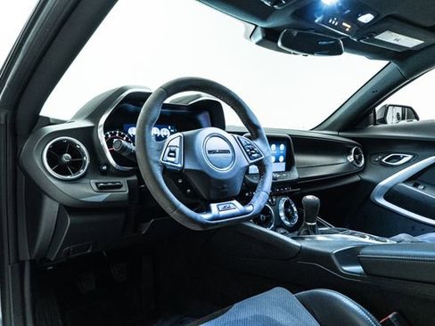 Used 2019 Chevrolet Camaro SS RWD image 22