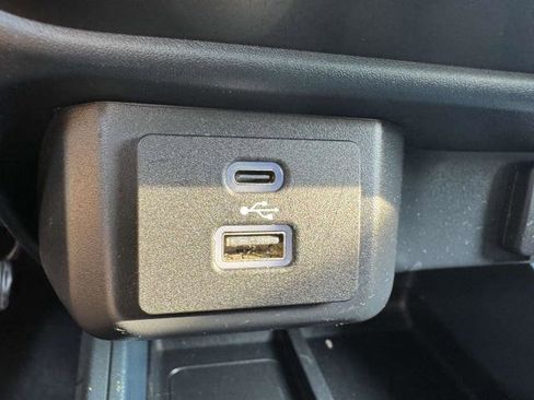 Used 2022 Ford Maverick XL image 19