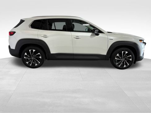 Certified 2025 MAZDA CX-50 2.5 Hybrid w/ Premium Plus Pkg image 4
