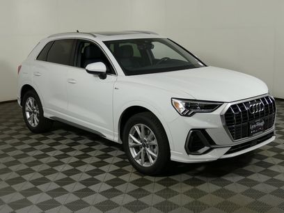 New 2025 Audi Q3 2.0T Premium