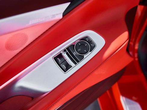 Used 2020 Chevrolet Corvette Stingray Premium Cpe w/ 3LT Preferred Equipment Group image 30