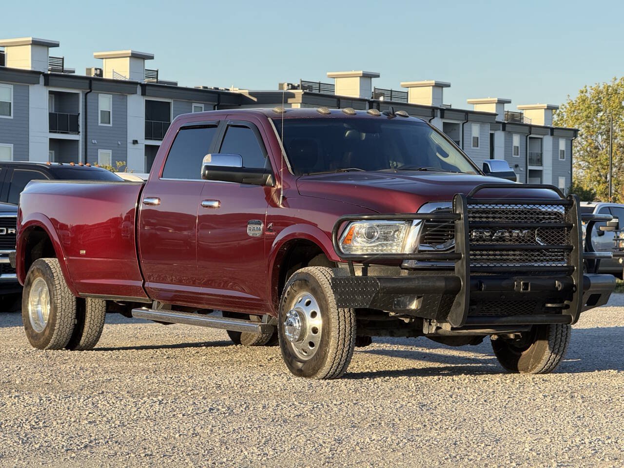 Used 2017 RAM 3500 Laramie Longhorn AWD/4WD image 7