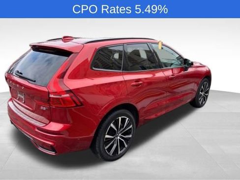 Used 2024 Volvo XC60 B5 Plus w/ Protection Package Premier AWD/4WD image 4