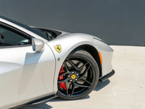 Used 2022 Ferrari F8 Tributo RWD image 44