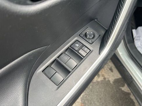 Used 2020 Toyota RAV4 LE w/ Carpet Mat Package FWD image 12