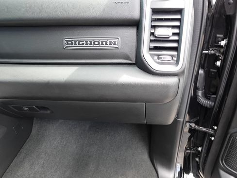 Used 2023 RAM 1500 Big Horn AWD/4WD image 40
