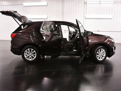 Used 2020 Chevrolet Equinox LT image 31