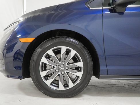 Used 2023 Honda Odyssey EX-L image 19