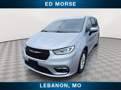 Used 2024 Chrysler Pacifica Touring-L