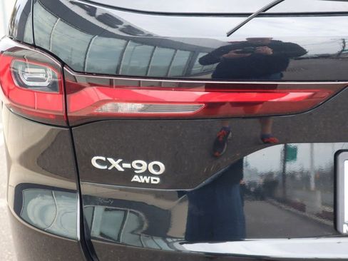 Used 2024 MAZDA CX-90 Plug-In Hybrid w/ Preferred AWD/4WD image 34