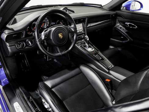 Used 2016 Porsche 911 Targa 4S AWD/4WD image 9