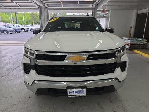 Certified 2024 Chevrolet Silverado 1500 LT AWD/4WD image 8