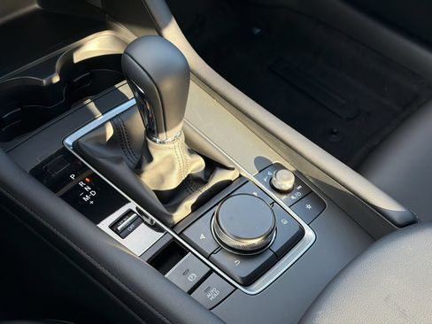New 2026 MAZDA MAZDA3 2.5 S Sedan w/ Preferred Pkg FWD image 27