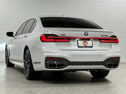 Used 2022 BMW M760i xDrive w/ Luxury Rear Seating Package AWD/4WD image 8