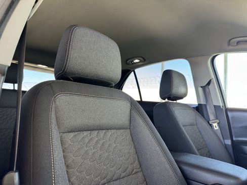 Certified 2018 Chevrolet Equinox LT FWD image 21