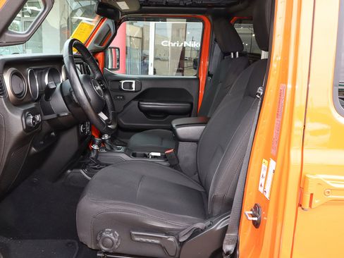 Used 2018 Jeep Wrangler Unlimited Sport S image 7