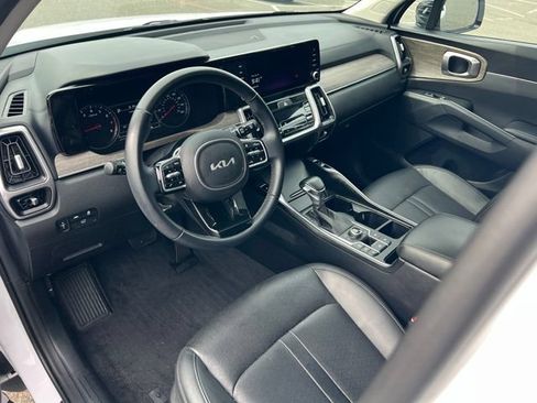 Certified 2023 Kia Sorento X-Line EX AWD/4WD image 17
