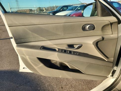 New 2026 Hyundai Elantra Sport image 8