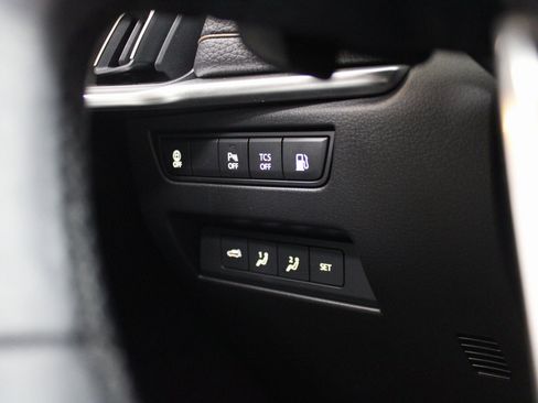 Used 2024 MAZDA CX-90 Plug-In Hybrid w/ Premium Pkg image 39