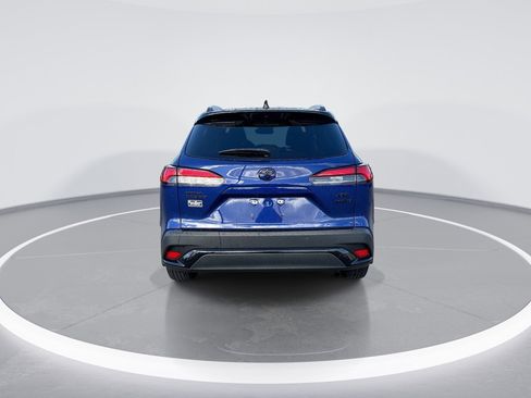 Used 2023 Toyota Corolla Cross XSE w/ Convenience Package image 7