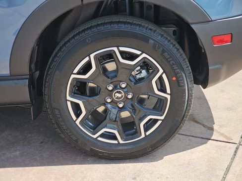 New 2026 Ford Bronco Sport Outer Banks w/ Outer Banks Tech Package+ AWD/4WD image 37