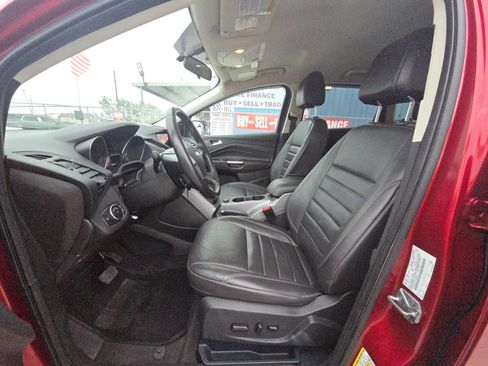 Used 2016 Ford Escape SE w/ SE Leather Comfort Package AWD/4WD image 20