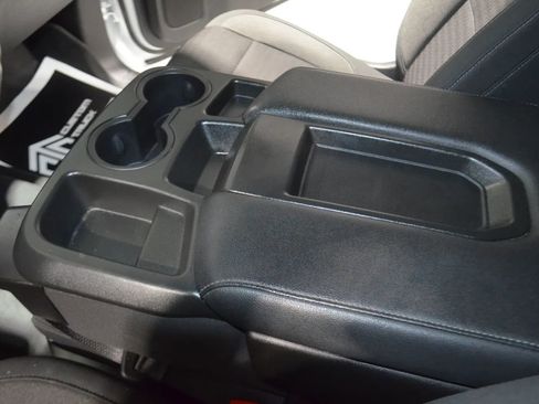 Used 2021 Chevrolet Silverado 1500 LT image 30