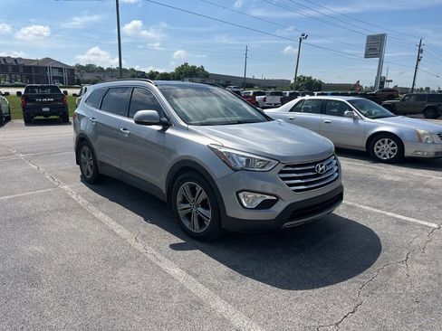 Used 2015 Hyundai Santa Fe Limited w/ Option Group 04 AWD/4WD image 2