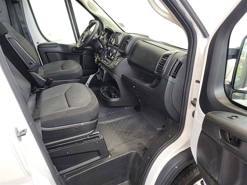 Used 2025 RAM ProMaster 2500 w/ U-Haul Equipment Group FWD image 7