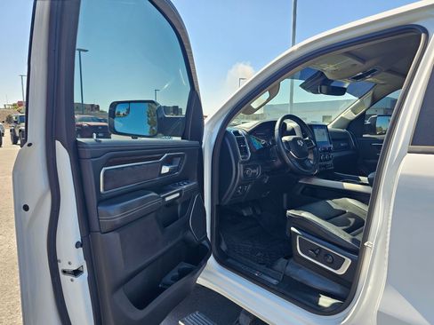 Used 2022 RAM 1500 Laramie AWD/4WD image 18