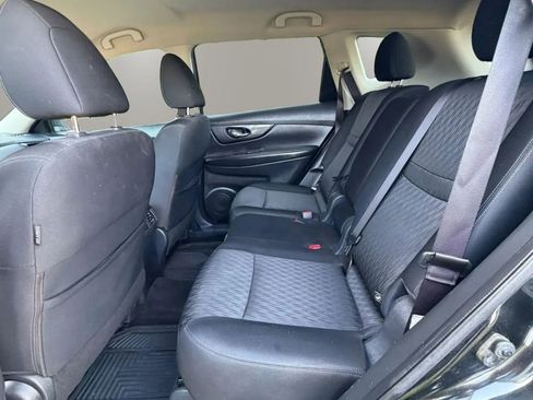 Used 2017 Nissan Rogue S w/ S Appearance Package AWD/4WD image 11