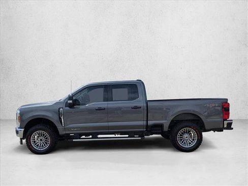 Used 2025 Ford F250 XLT w/ 360-Degree Camera Package AWD/4WD image 8