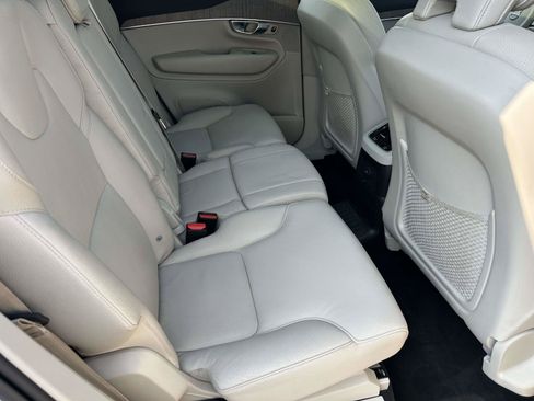 Certified 2023 Volvo XC90 T8 Plus w/ Protection Package Premier AWD/4WD image 18