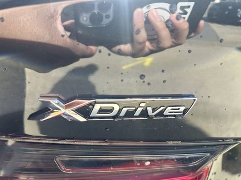 Certified 2025 BMW 330i xDrive Sedan w/ Premium Package image 7