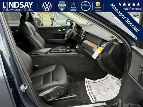 Used 2023 Volvo XC60 B5 Plus w/ Climate Package image 11