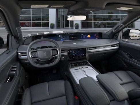 New 2026 Lincoln Navigator L Reserve AWD/4WD image 9