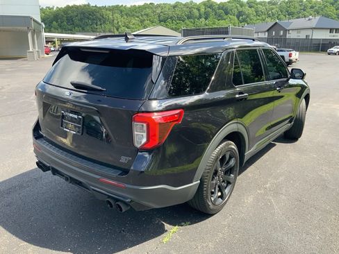 Used 2023 Ford Explorer ST w/ Equipment Group 401A AWD/4WD image 16