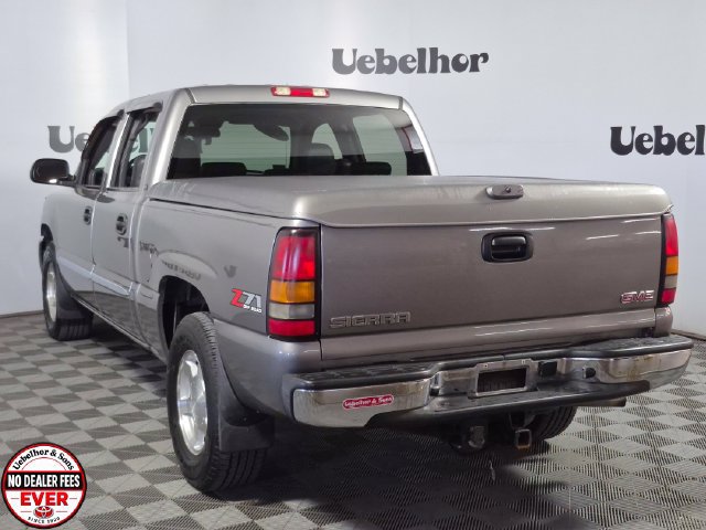 Used 2006 GMC Sierra 1500 SLT w/ Onstar Plus Package AWD/4WD image 5