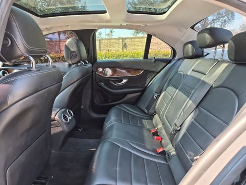 Used 2015 Mercedes-Benz C 300 4MATIC Sedan image 14