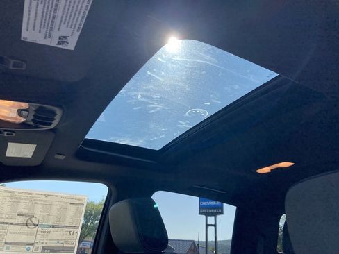 New 2026 Chevrolet Colorado ZR2 w/ Technology Package image 10