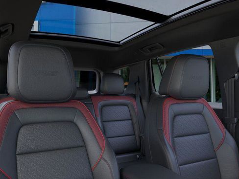 New 2026 Chevrolet Equinox RS w/ LPO, Floor Liner Package FWD image 24