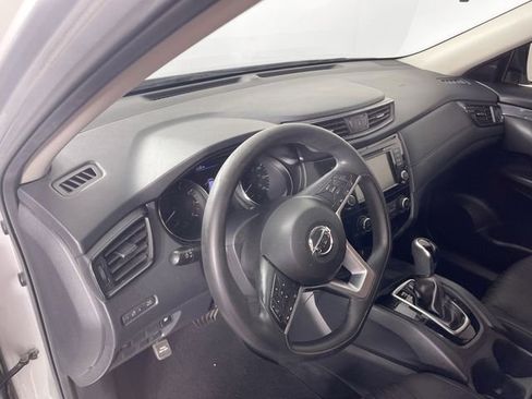 Used 2018 Nissan Rogue S FWD image 10