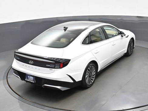 Certified 2026 Hyundai Sonata Limited FWD image 39