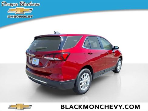 Used 2024 Chevrolet Equinox LT FWD image 3