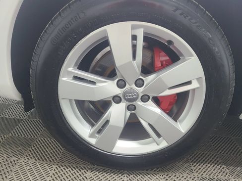 Used 2019 Audi Q5 2.0T Premium Plus AWD/4WD image 18